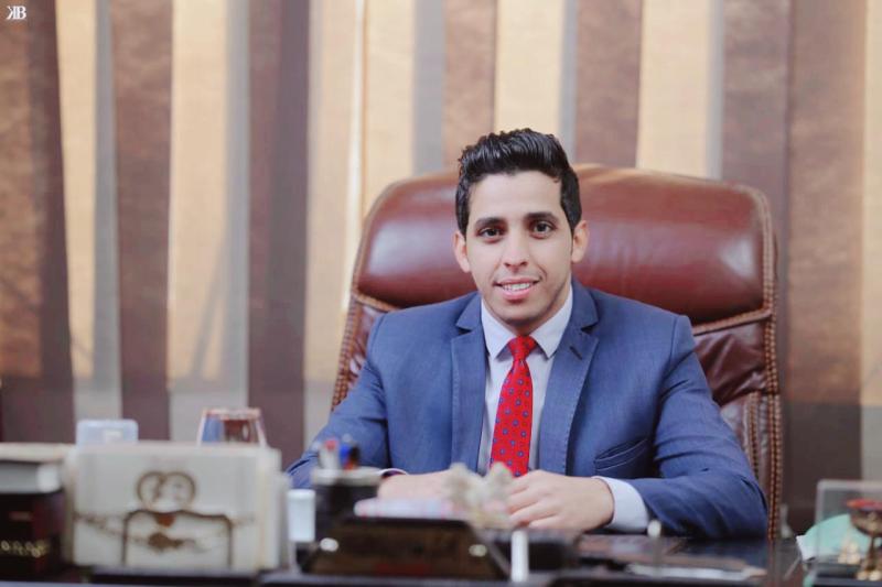 أحمد عوض المحامي 