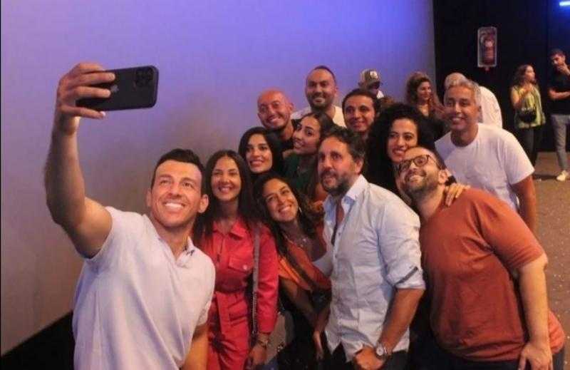 رامي رضوان لفريق عمل تسليم أهالي: «يسلم مجهودكم.. الفيلم العالمي»