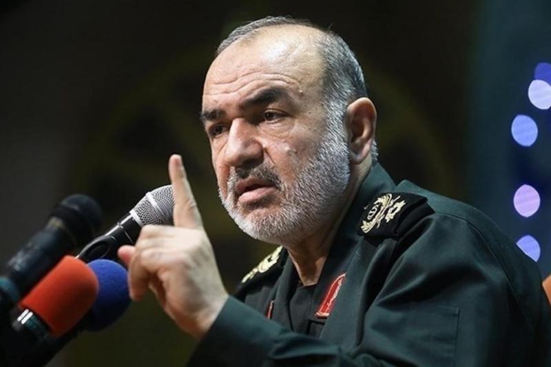 قائد الحرس الثوري الإيراني اللواء حسين سلامي