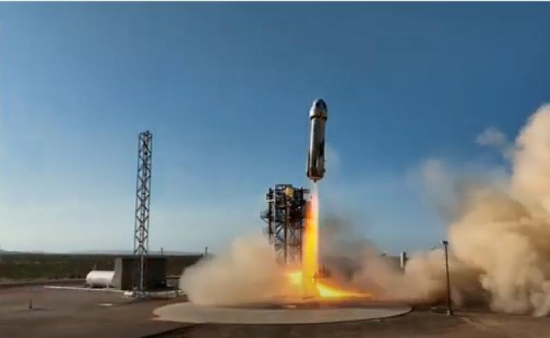 شاهد| فيديو يوثق لحظات تنزه سارة صبري في الفضاء