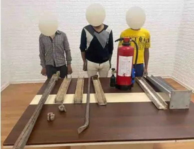 كشف غموض سرقة مهمات السكك الحديدية في الخليفة