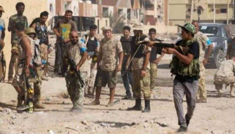 اشتباكات عنيفة في طرابلس الليبية بين مجموعات مسلحة
