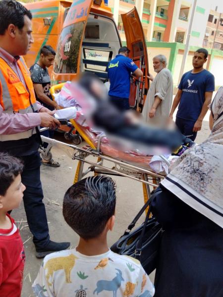 إنقاذ مسنة فى منزلها ومسن بلا مأوى تخلي عنهما ذويهم