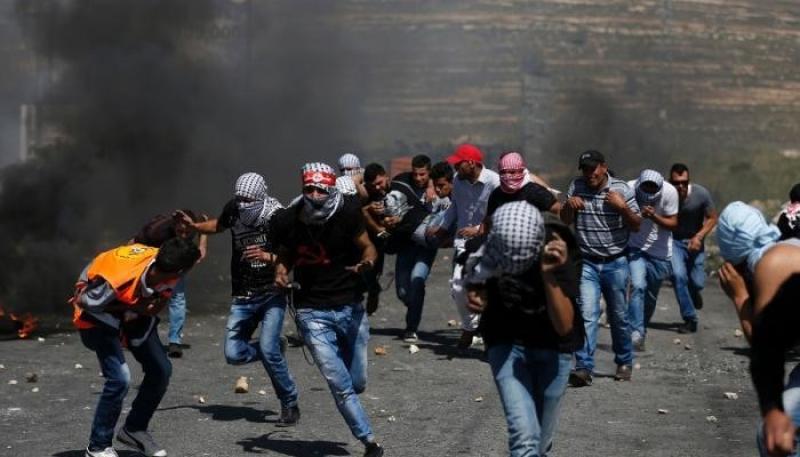 عاجل.. اندلاع مواجهات بين الفلسطينين وجيش الاحتلال في رام الله