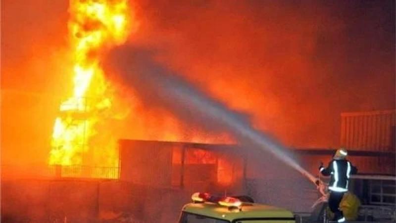 دون وقوع إصابات.. ”الحماية المدنية” بالجيزة تنجح في إخماد حريق بإمبابة