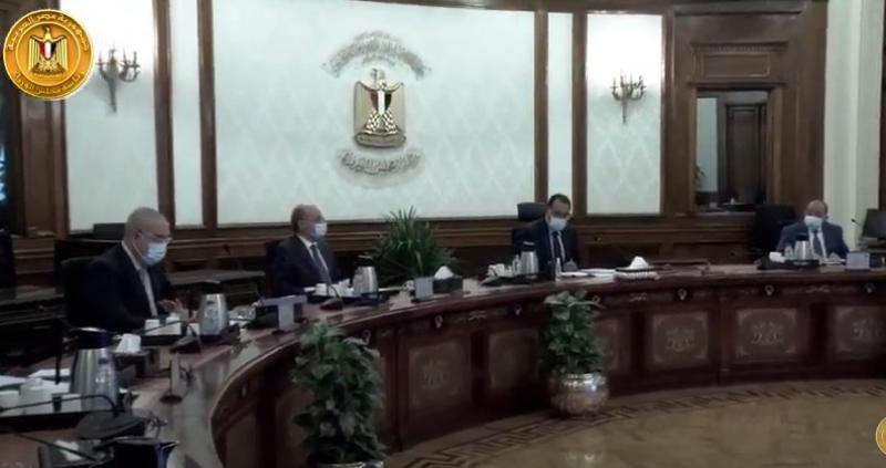 شاهد: مدبولي يتابع خطوات إنهاء إجراءات التصالح على مخالفات البناء