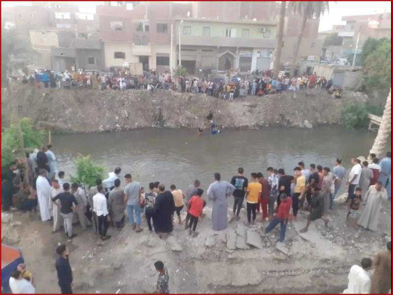 بسبب حرارة الجو.. مصرع طفلين غرقا في بحر النزلة بالفيوم