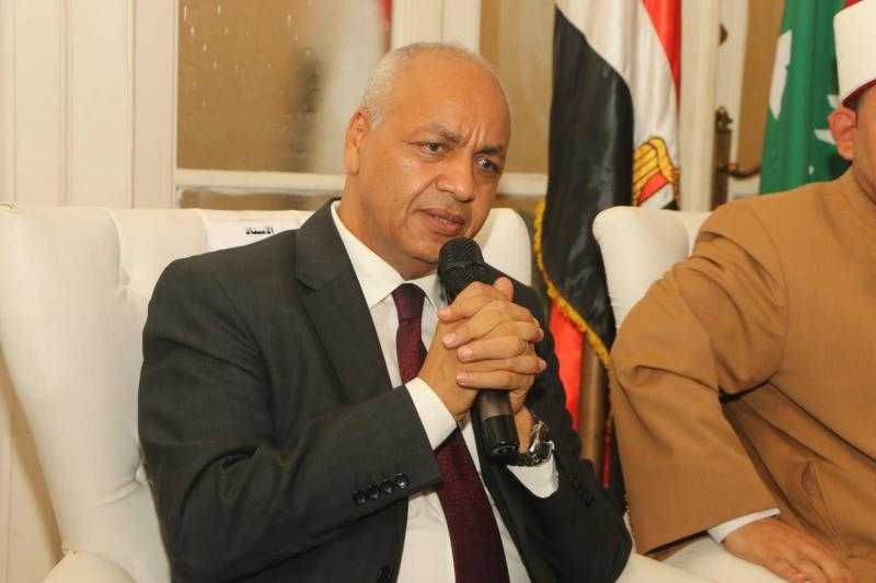 مصطفى بكري: الوفد يحمل لواء المواطنة براية «الدين لله والوطن للجميع»