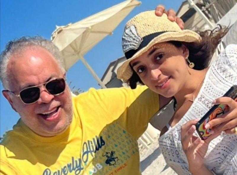 أشرف زكي يحتفل بعيد ميلاد ابنته وهذه رسالته لها