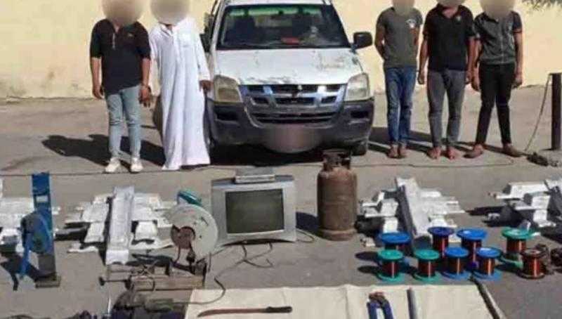 ضبط المتهمين بسرقة نحاس وحديد من داخل مصنع في الإسكندرية