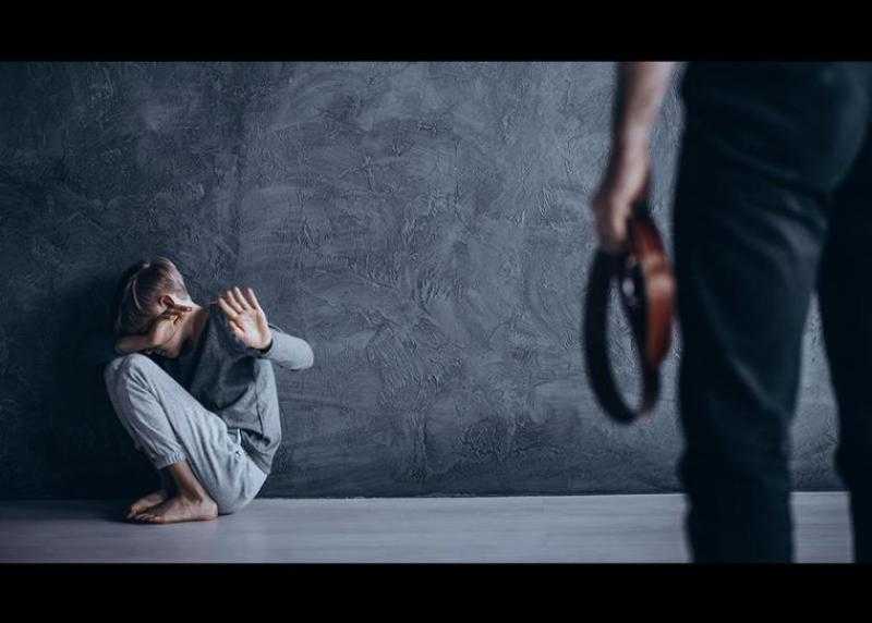 الإفتاء: عقوق الأبناء وعدم رعايتهم من الكبائر