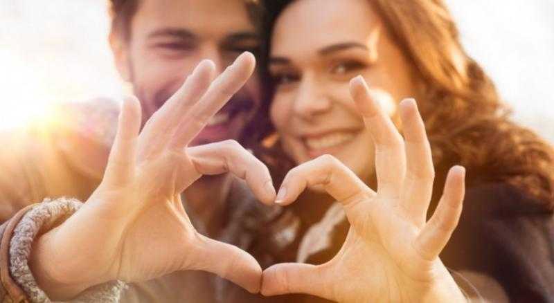 خبير أبراج: «احذروا من الارتباط في شهر 8 لهذا السبب»- فيديو