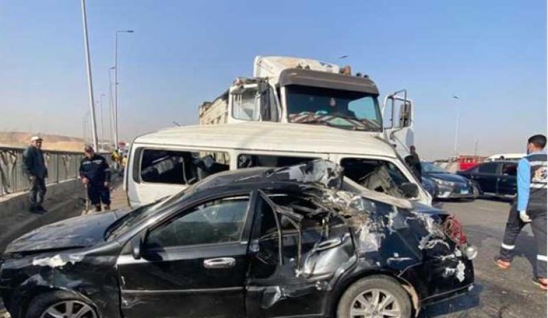 بالأسماء.. إصابة 19 شخصًا بينهم 11 طفلًا في حادث بطريق المنصورة