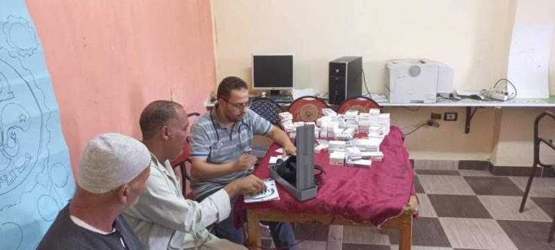 تقديم خدمات طبية لـ662 مواطناً خلال قافلتين بمركزي بدر وشبراخيت بالبحيرة