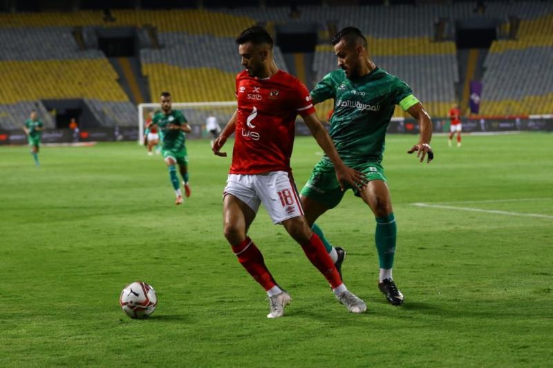 الشوط الأول.. المصري يفرض التعادل على الأهلي