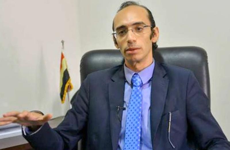 محمد عبد العزيز