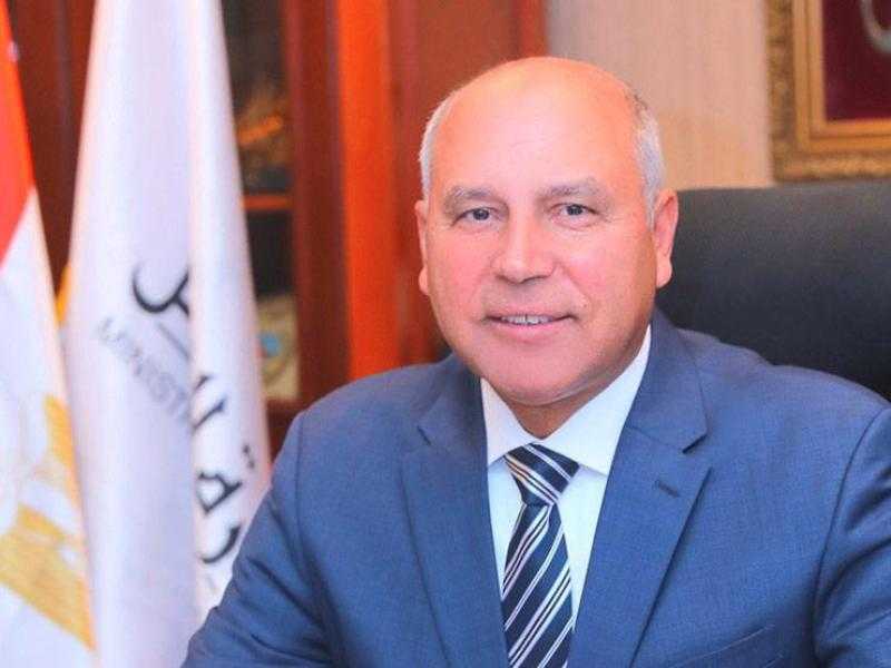 بأمر الرئيس.. وزير النقل يزف مفاجأة سارة للمواطنين - فيديو