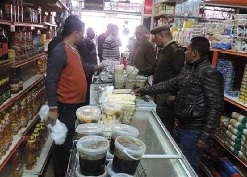ضبط مدير مخزن احتكر سلع استراتيجية للتلاعب بأسعارها في الجيزة