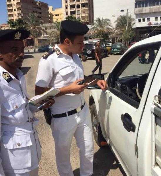 «مش في وعيهم».. استغاثة من سائقي السيارات بالإسكندرية.. ومطالب بتحليل مخدرات لهم