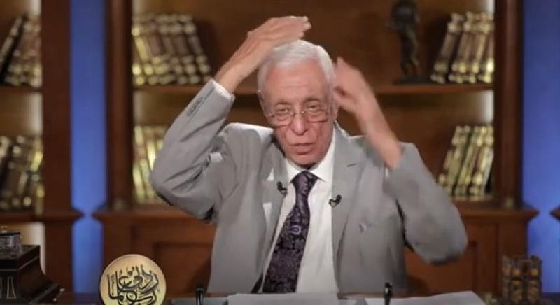 متى يكون الصداع عرض للإصابة بورم المخ؟.. حسام موافي يُجيب - فيديو