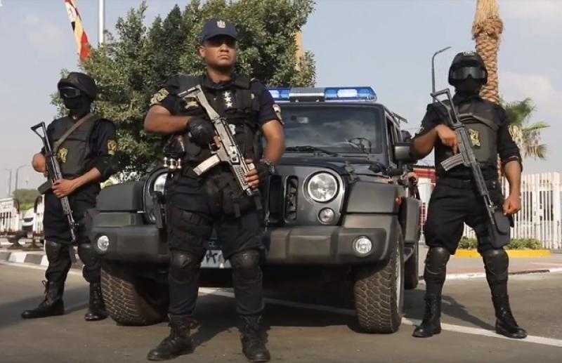 حبس 23 عاطلا لحيازتهم مواد مخدرة وأسلحة نارية في القليوبية