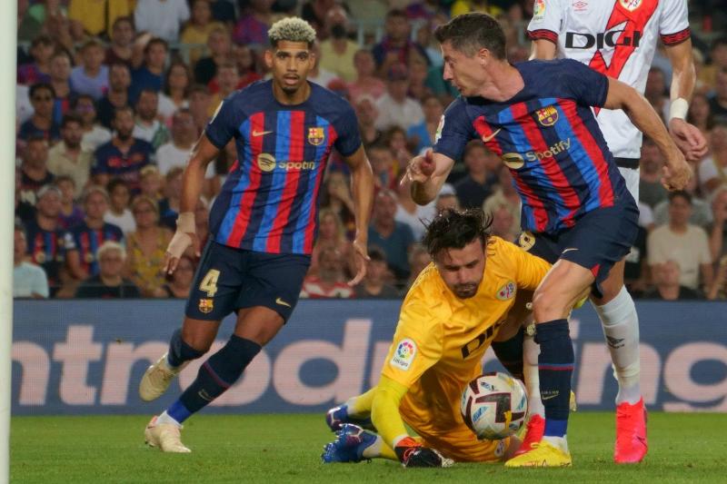 برشلونة ضد رايو فالكانو