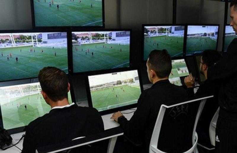 استقالة المشرف على تقنية الـVAR من لجنة الحكام «سيد مراد»