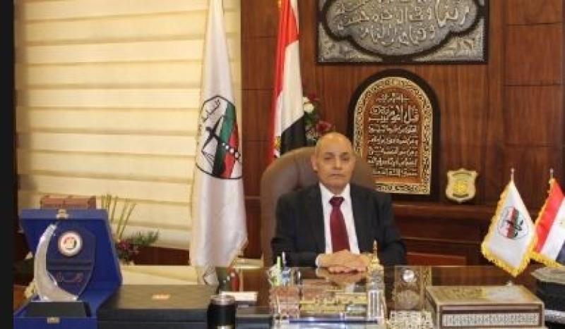 رئيس النيابة الإدارية يعزى البابا تواضروس في ضحايا حريق كنيسة أبو سيفين