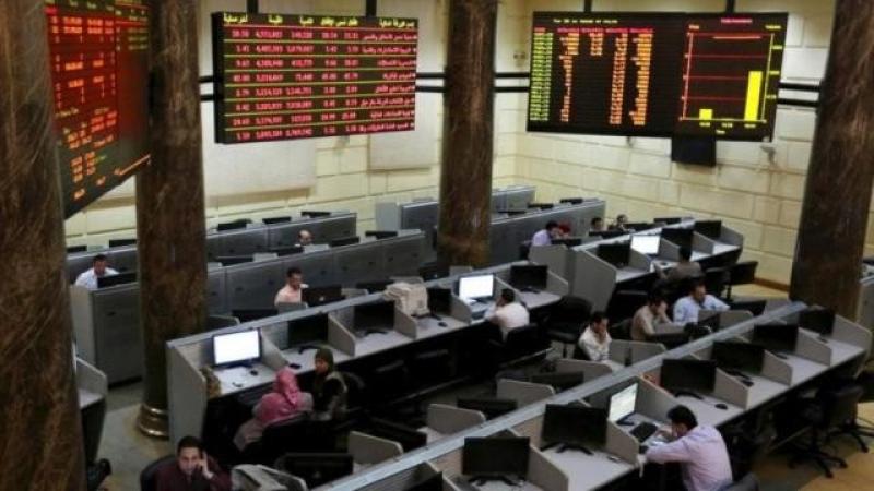 البورصة المصرية تفقد 2.6 مليار جنيه في نهاية تعاملات الإثنين