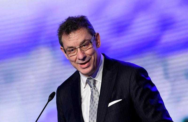 عاجل.. الرئيس التنفيذي لفايزر يعلن إصابته بكورونا
