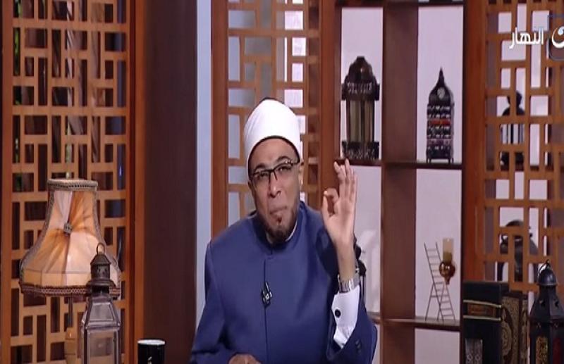 متصلة: «زوجي دايما بيشك فيا وحياتي باظت».. رد غير متوقع من داعية إسلامي «فيديو»