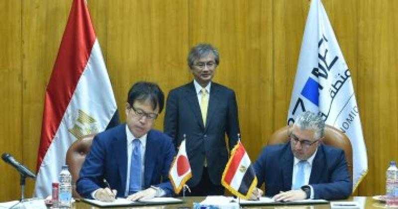 اقتصادية قناة السويس توقع مذكرة تفاهم لعدد من المشروعات مع Toyota Tsusho اليابانية