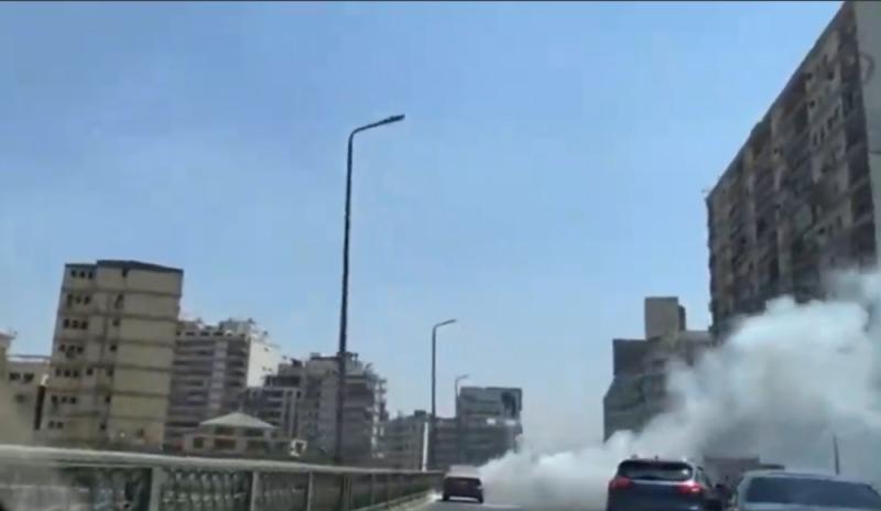 حريق سيارة أعلى كوبري عباس