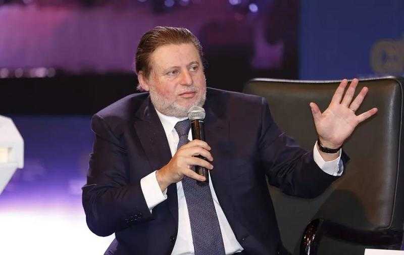 من هو حسن عبدالله محافظ البنك المركزي الجديد؟ (بروفايل)