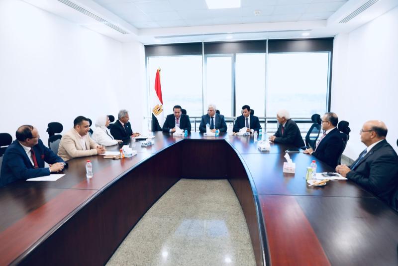 وزير التعليم العالي يرأس اجتماع مجلس إدارة الاتحاد الرياضي المصري للجامعات