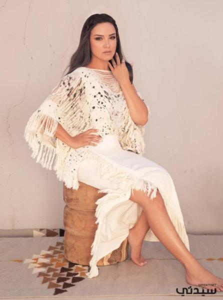 بإطلالة بيضاء.. الفنانة ريهام عبدالغفور تثير إعجاب جمهورها بأحدث ظهور لها