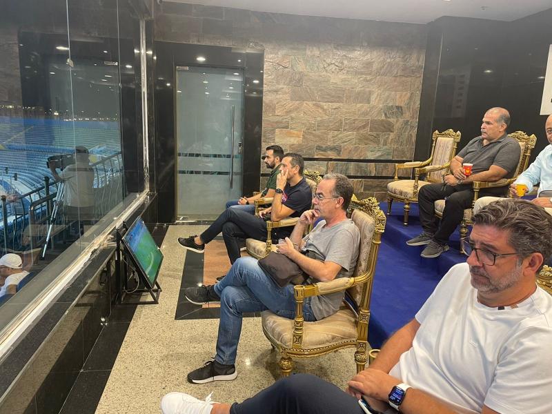 فيتوريا وميكالي في مباراة بيراميدز وسموحة بالدوري