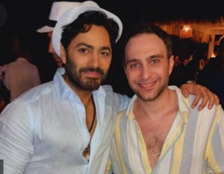 حسام حبيب يقضي إجازته الصيفية برفقة تامر حسني في الساحل الشمالي