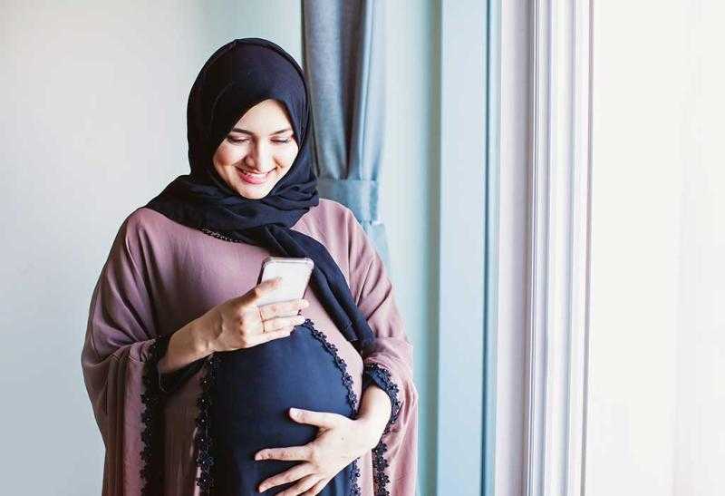 الحقن المجهري ومراقبة نمو الجنين عبر المحمول .. بالتفاصيل