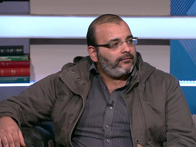أيمن بهجت قمر 