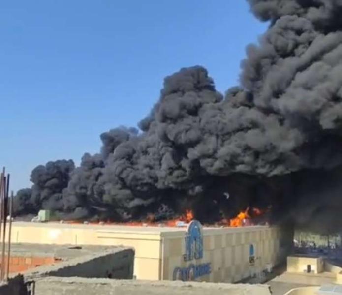 حريق مول كارفور بالإسكندرية