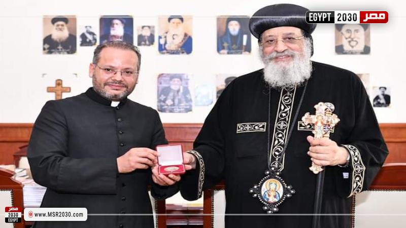 البابا تواضروس وسكرتير بابا الفاتيكان 