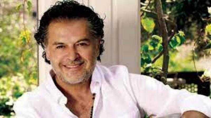شاهد.. الصور التي أغضبت العراقيين لراغب علامة مع زوجة أحد سفرائهم