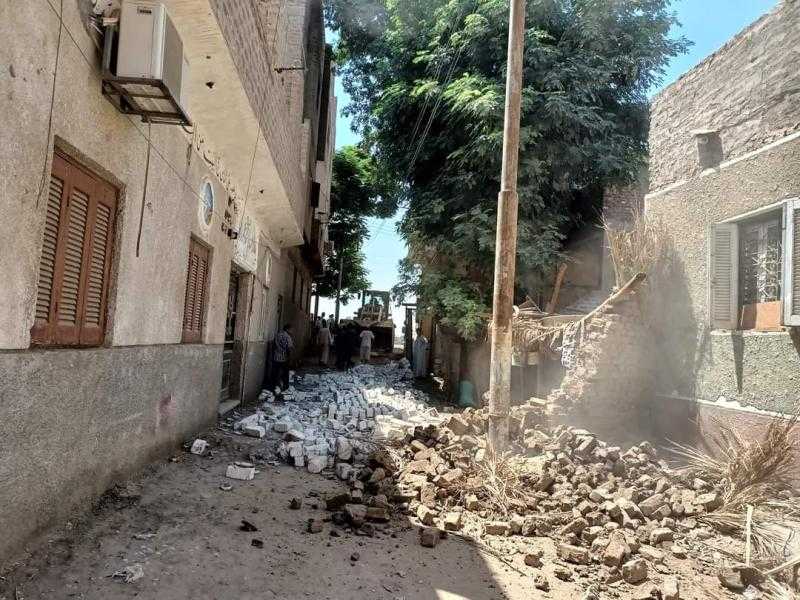 فتح 4 شوارع بمدينة دشنا.. وحملات مكثفة لحماية النيل