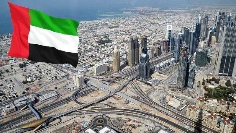الإمارات تعلن إعادة سفيرها إلى إيران بعد 7 سنوات من سحبه