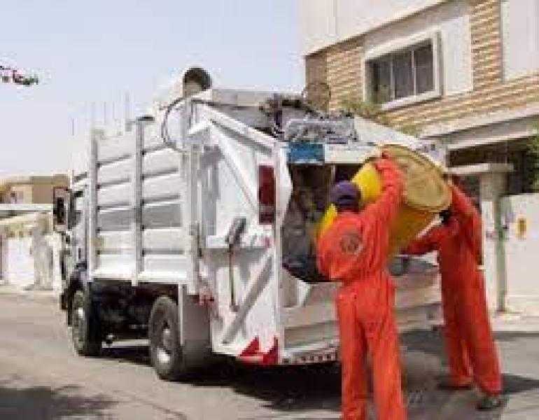 «GPS» بسيارات جمع القمامة.. والهيئة: «توجيهات سيادية للتحول الرقمي»