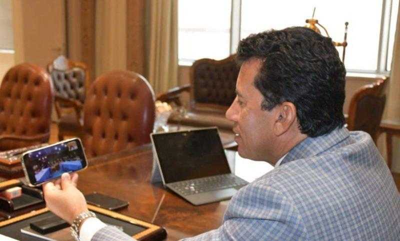 وزير الرياضة يهنئ شباب الطائرة بلقب بطولة إفريقيا
