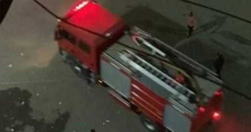 5 سيارات إطفاء.. اندلاع حريق داخل استوديو تصوير فى أبو النمرس