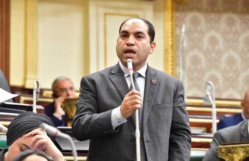 هل يعطي نموذج 10 الحق في البناء مجددا؟.. برلماني يحسم الجدل «فيديو»