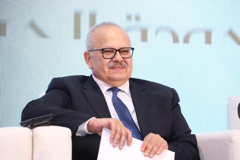 رئيس جامعة القاهرة 